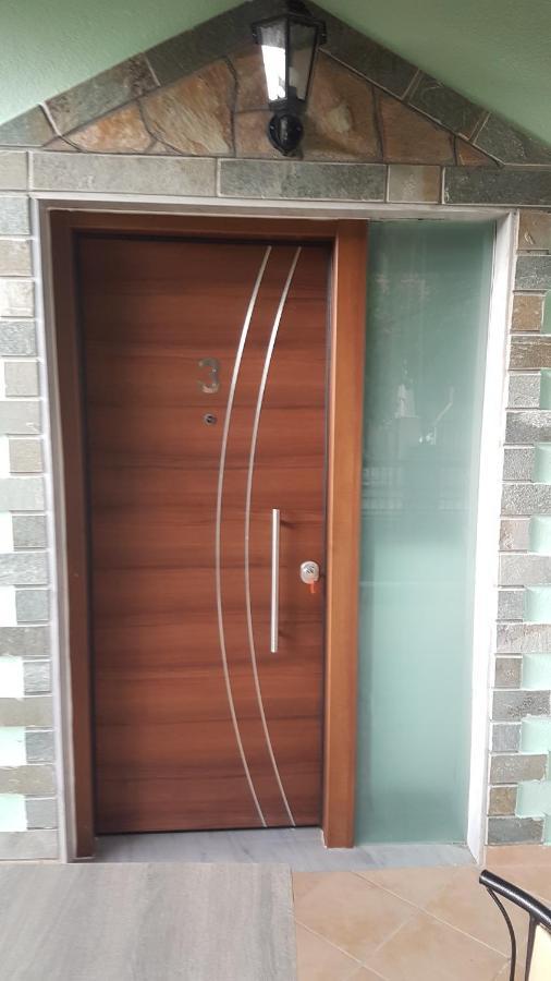 Villa Relax Vrasná المظهر الخارجي الصورة